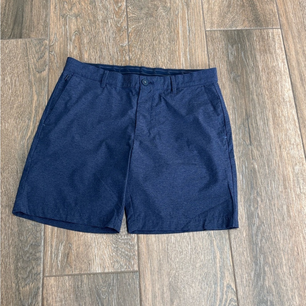 Tommy Bahama Men's Flat Front Shorts SZ 32